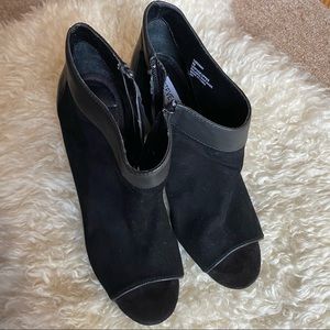 Steve Madden open toe heels